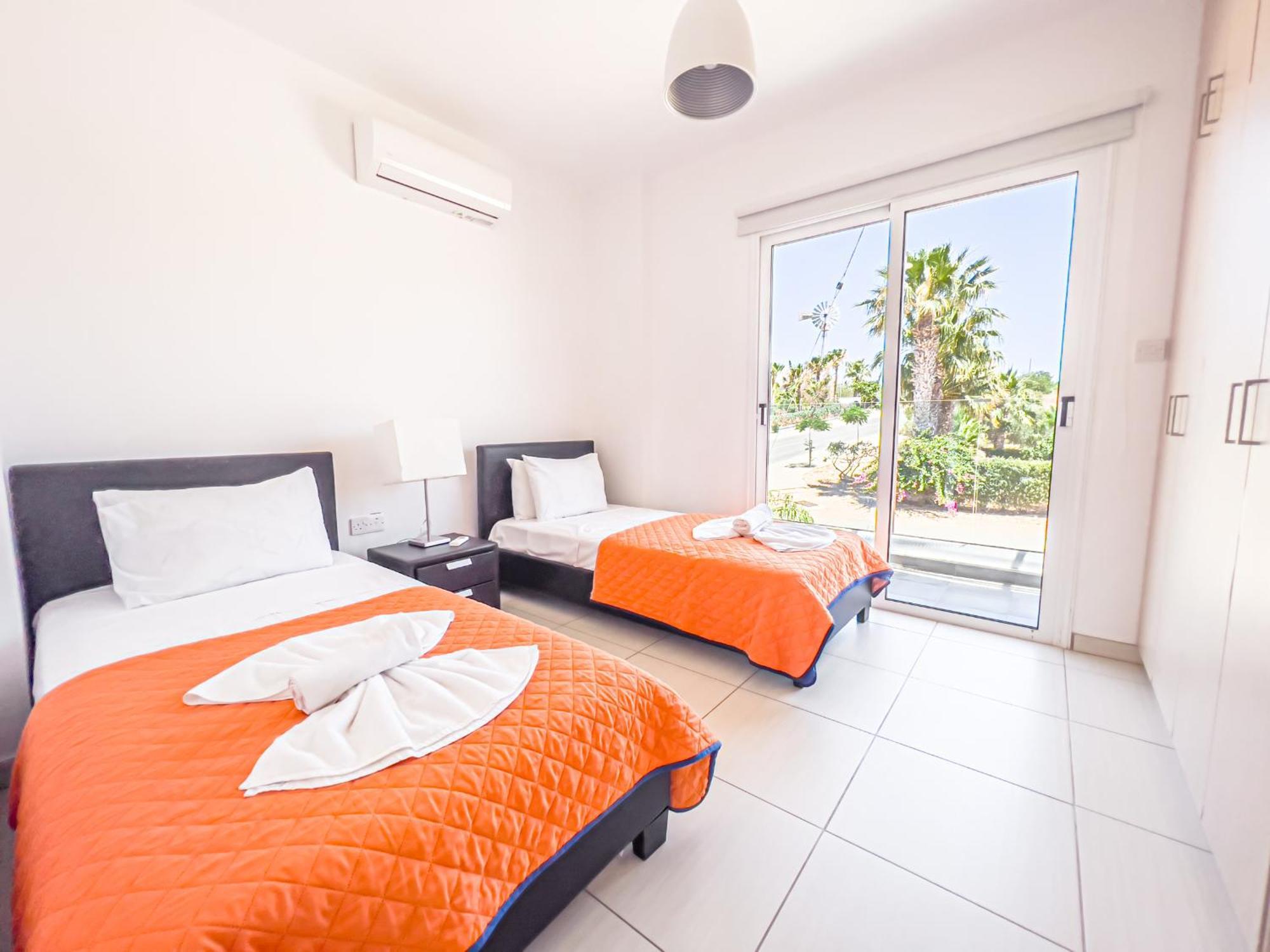 Nissini Villa #4 Ayia Napa Bagian luar foto