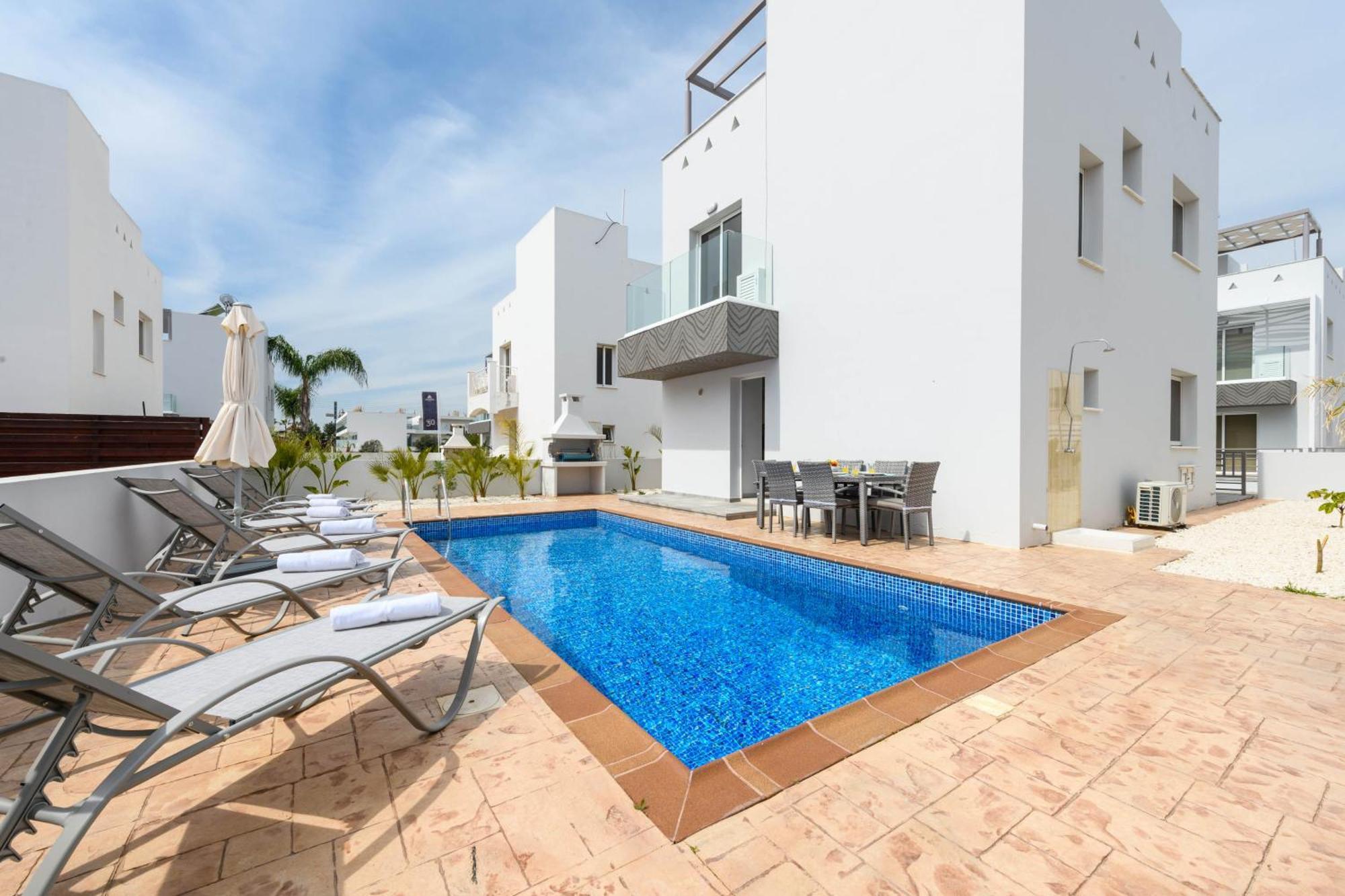 Nissini Villa #4 Ayia Napa Bagian luar foto