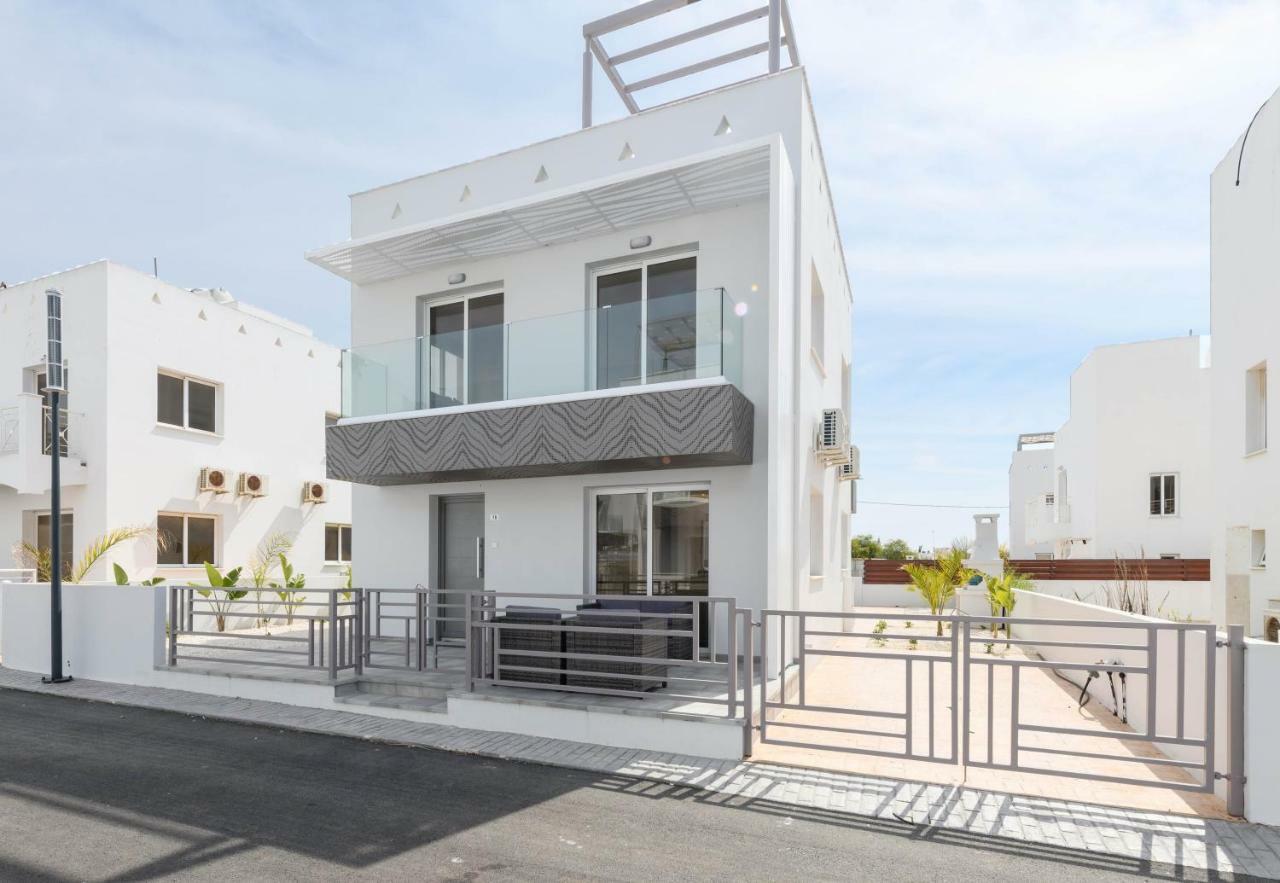 Nissini Villa #4 Ayia Napa Bagian luar foto