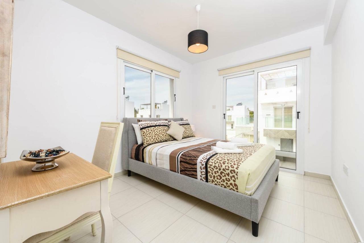 Nissini Villa #4 Ayia Napa Bagian luar foto