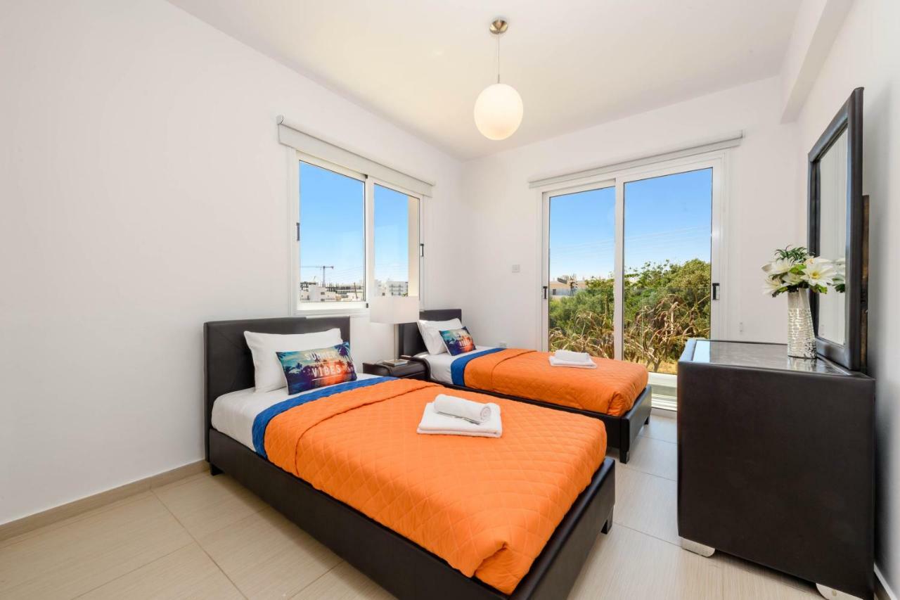 Nissini Villa #4 Ayia Napa Bagian luar foto