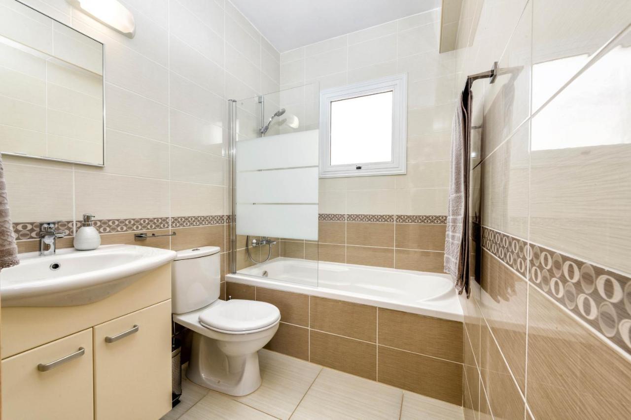 Nissini Villa #4 Ayia Napa Bagian luar foto