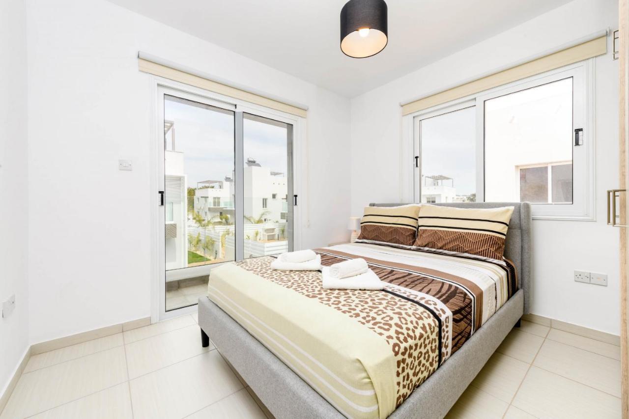 Nissini Villa #4 Ayia Napa Bagian luar foto